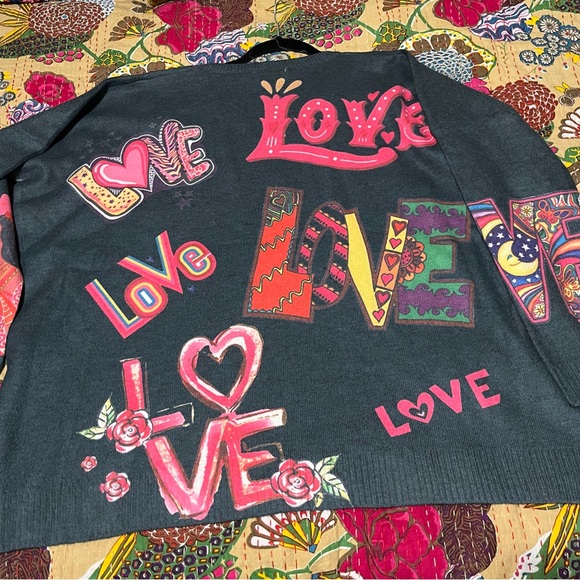 LOVE Sweater Vibrant OS New Art to Wear - Picture 3 of 17